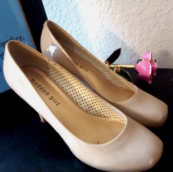 Steve Madden Nude Heels Size 6.5 - Picture 3 of 7